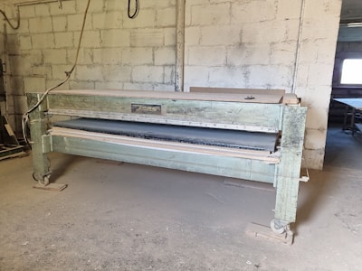 Пресс пневматический