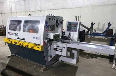 Б/У 4-x сторонний станок NORTEC GS-623